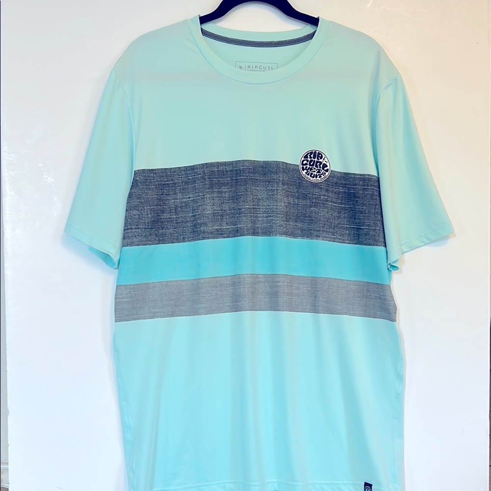 Rip Curl Wetsuits/ UV protectant Tee